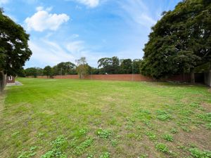 Photo 12- click for photo gallery